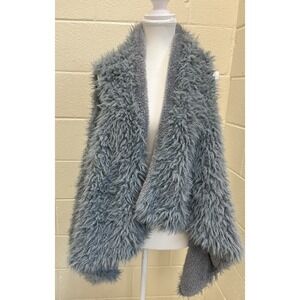 Simisue Fuzzy Gray‎ Vest Small/Medium